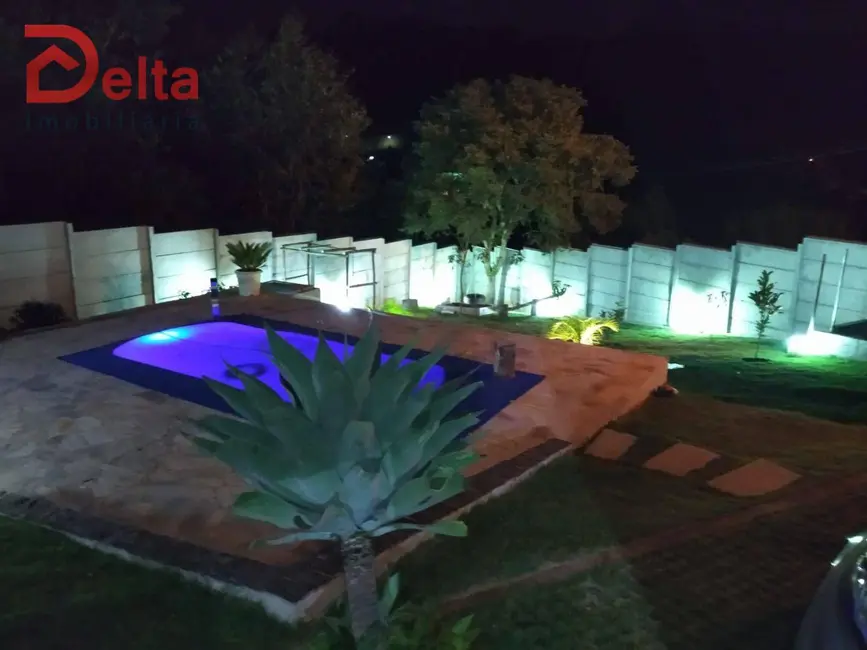 Foto 2 de Casa com 2 quartos à venda, 600m2 em Estância Santa Maria do Portão, Atibaia - SP