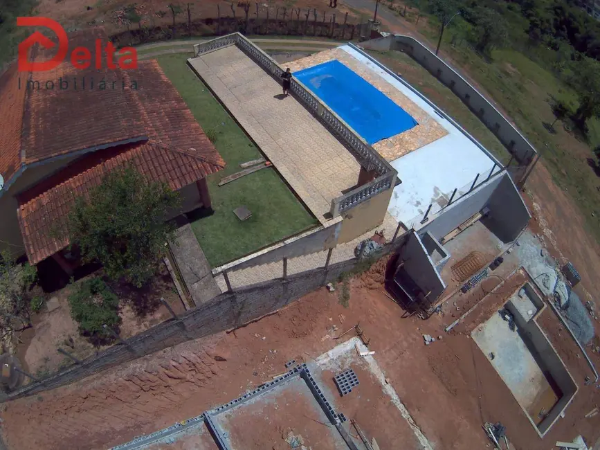 Foto 3 de Chácara com 3 quartos à venda, 800m2 em Loteamento Loanda, Atibaia - SP