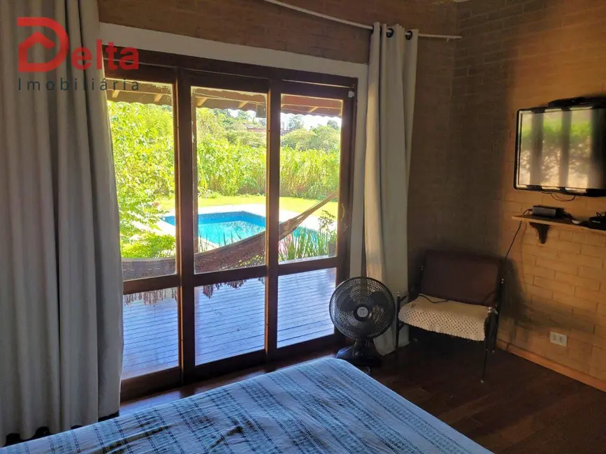 Foto 4 de Casa com 3 quartos à venda, 1190m2 em Jardim Estância Brasil, Atibaia - SP