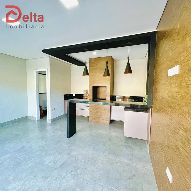 Foto 1 de Casa com 2 quartos à venda, 300m2 em Estância Santa Maria do Portão, Atibaia - SP
