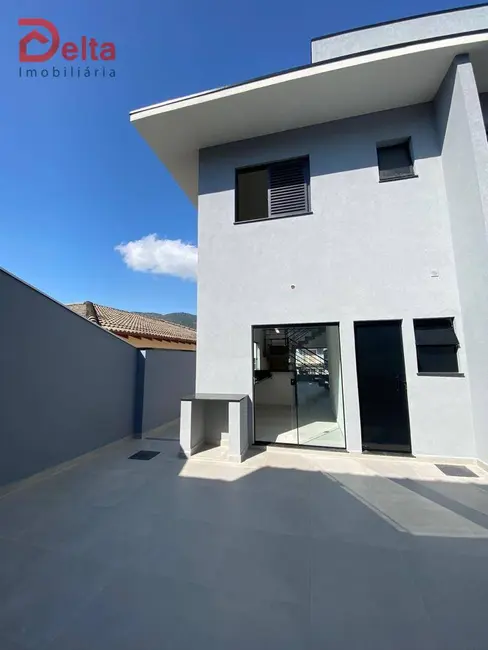 Foto 3 de Casa com 3 quartos à venda, 150m2 em Jardim Maristela, Atibaia - SP