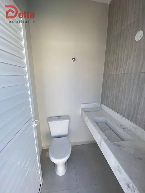 Foto 4 de Casa com 2 quartos à venda, 175m2 em Atibaia - SP