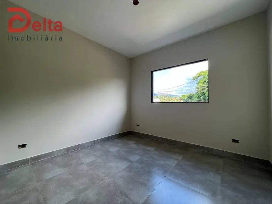Foto 2 de Casa com 2 quartos à venda, 125m2 em Jardim Imperial, Atibaia - SP