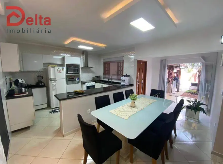 Foto 9 de Casa com 3 quartos à venda, 250m2 em Bom Jesus Dos Perdoes - SP