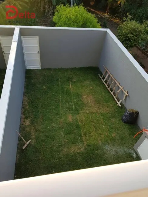 Foto 2 de Sobrado com 3 quartos à venda, 300m2 em Atibaia - SP