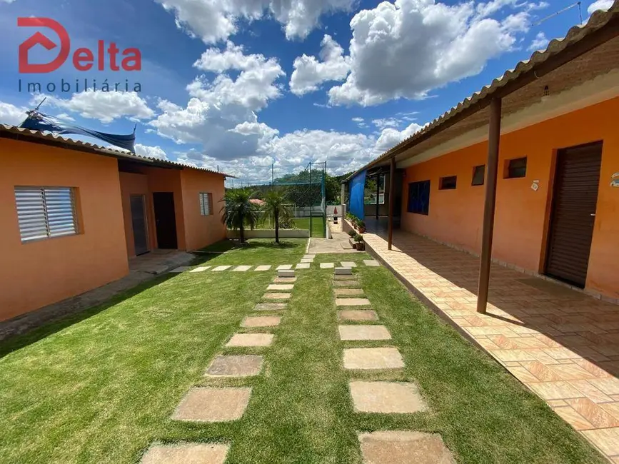 Foto 2 de Chácara com 4 quartos à venda, 1000m2 em Vitória Régia, Atibaia - SP