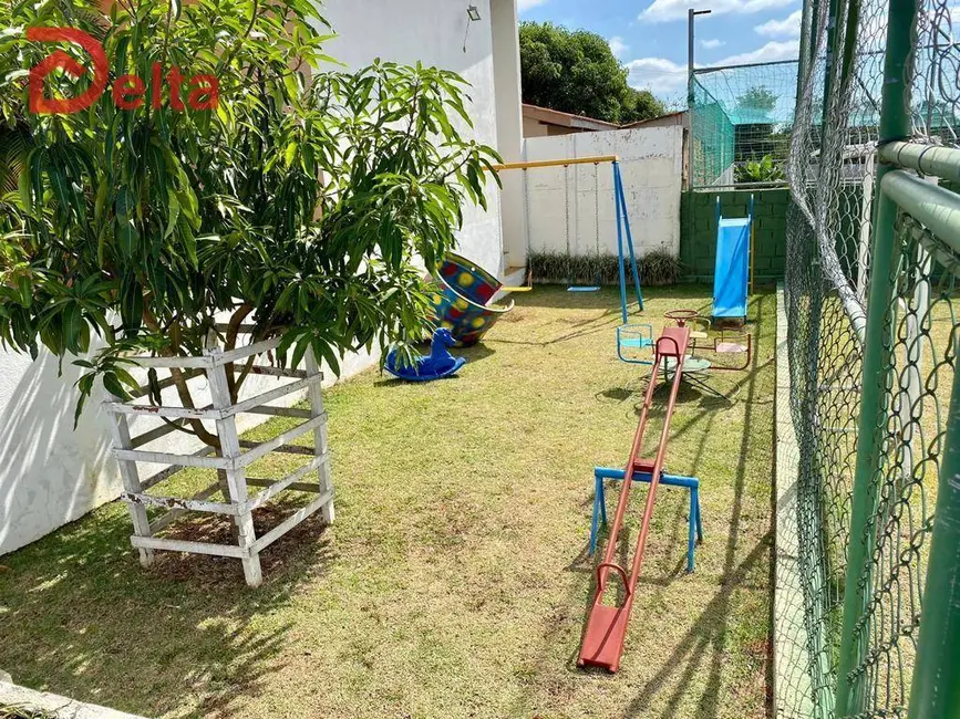 Foto 3 de Chácara com 4 quartos à venda, 1000m2 em Vitória Régia, Atibaia - SP