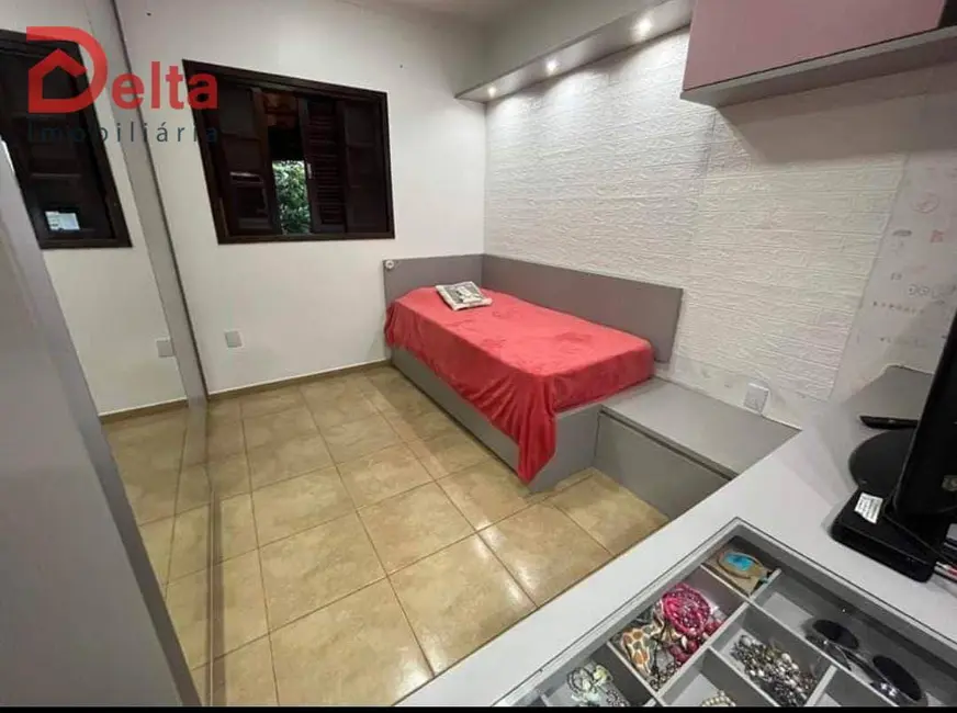 Foto 4 de Chácara com 3 quartos à venda, 1000m2 em Atibaia - SP