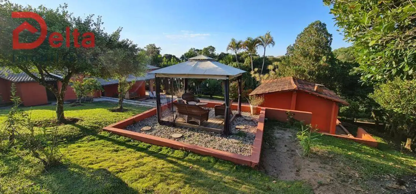 Foto 1 de Chácara com 3 quartos à venda, 3700m2 em Estância Santa Maria do Laranjal, Atibaia - SP