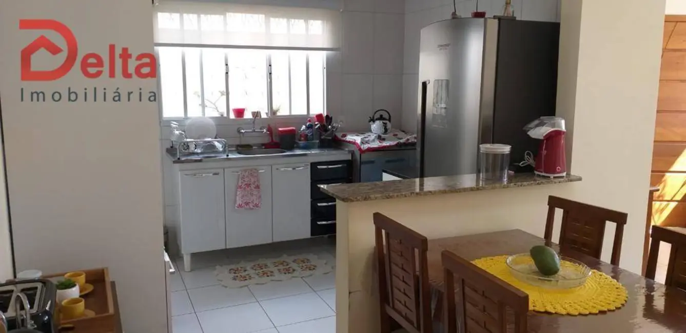 Casa com 2 quartos à venda, 175m2 em Atibaia - SP - imagem 3 Foto 3 de Casa com 2 quartos à venda, 175m2 em Atibaia - SP