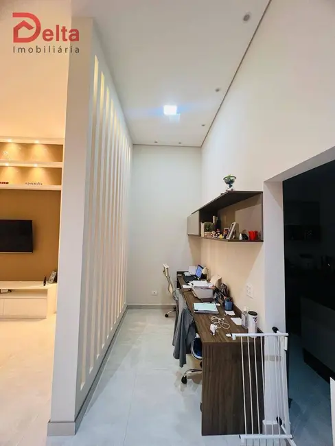 Foto 9 de Casa com 3 quartos à venda, 200m2 em Loteamento Loanda, Atibaia - SP