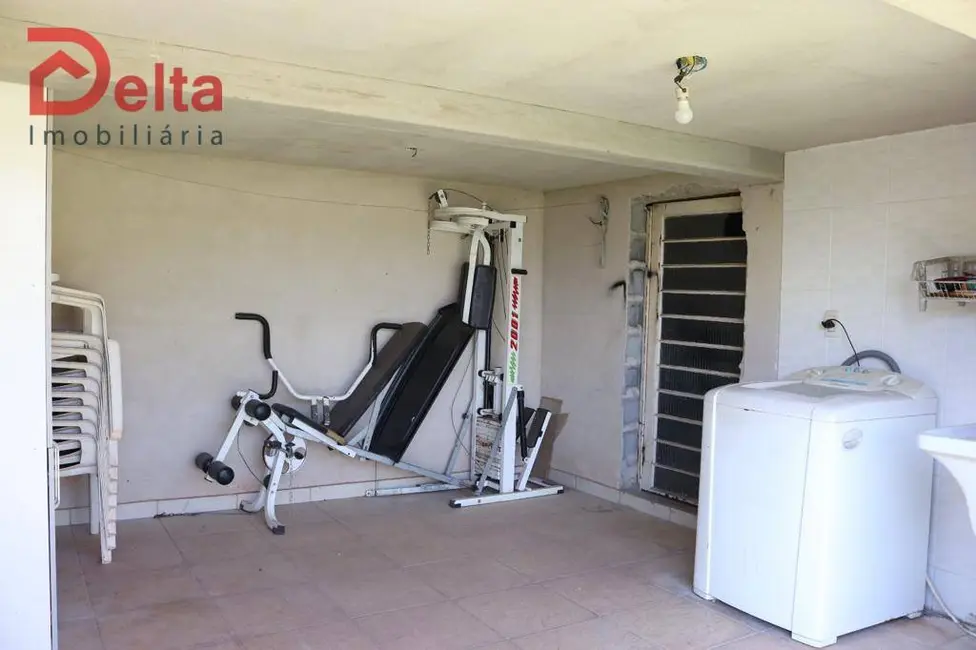 Foto 3 de Casa com 2 quartos à venda, 500m2 em Jardim Shangri-Lá, Atibaia - SP