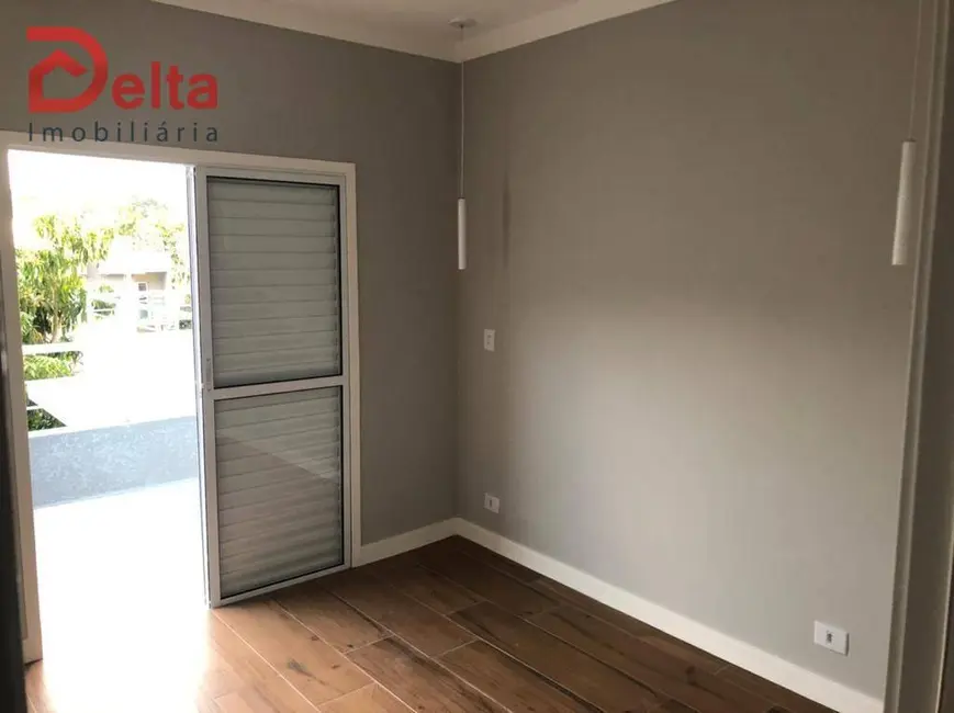 Foto 7 de Sobrado com 4 quartos à venda, 270m2 em Jardim Maristela, Atibaia - SP