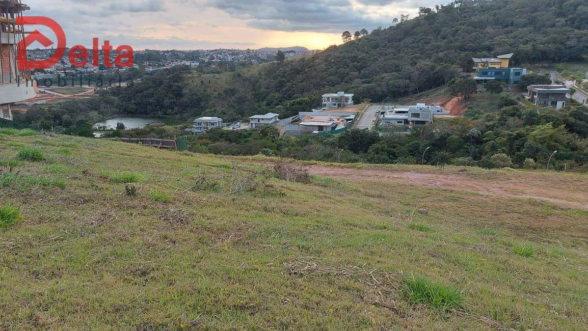 Foto 2 de Terreno / Lote à venda, 720m2 em Iara, Atibaia - SP
