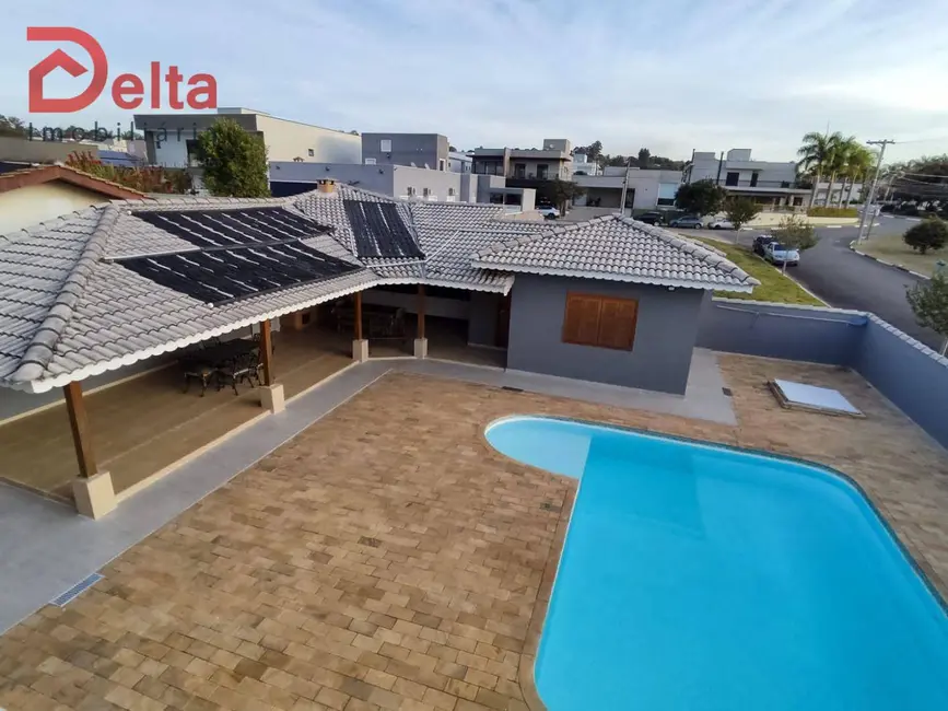 Foto 5 de Casa com 3 quartos à venda, 680m2 em Atibaia - SP