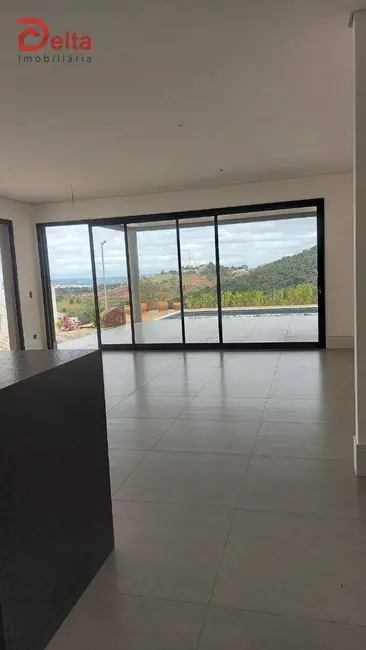 Foto 3 de Casa com 3 quartos à venda, 300m2 em Condominio Quintas da Boa Vista, Atibaia - SP