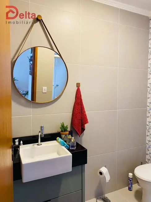 Foto 2 de Casa com 4 quartos à venda, 175m2 em Atibaia - SP