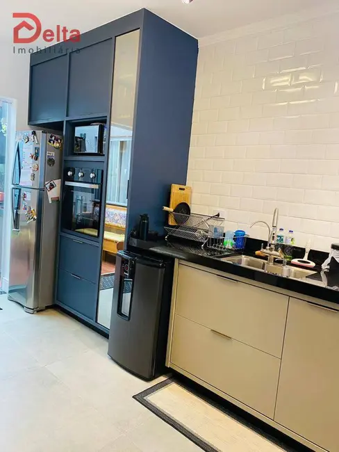 Foto 5 de Casa com 4 quartos à venda, 175m2 em Atibaia - SP