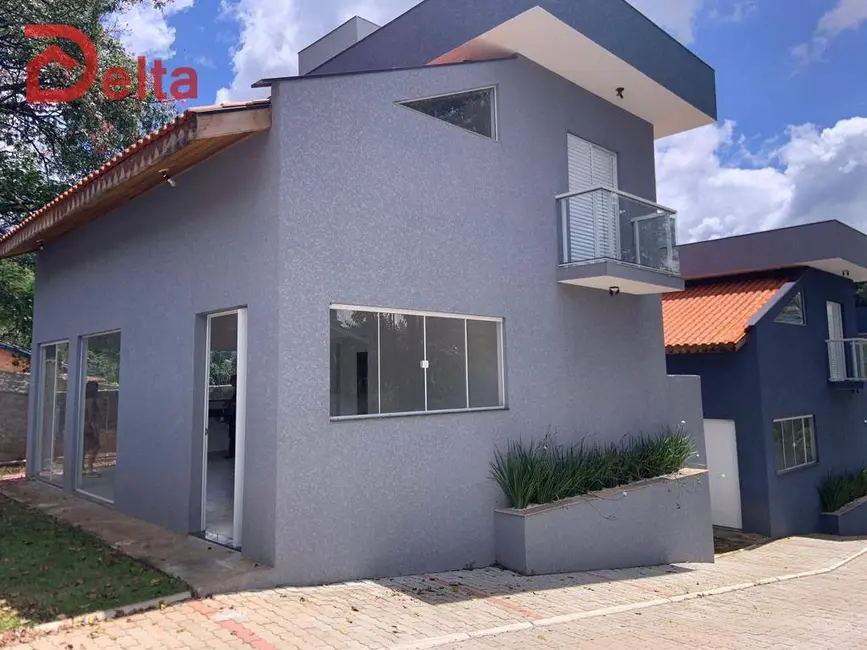 Foto 2 de Casa com 3 quartos à venda, 150m2 em Jardim Estância Brasil, Atibaia - SP