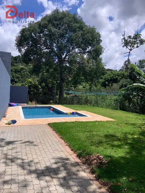 Foto 3 de Casa com 3 quartos à venda, 150m2 em Jardim Estância Brasil, Atibaia - SP