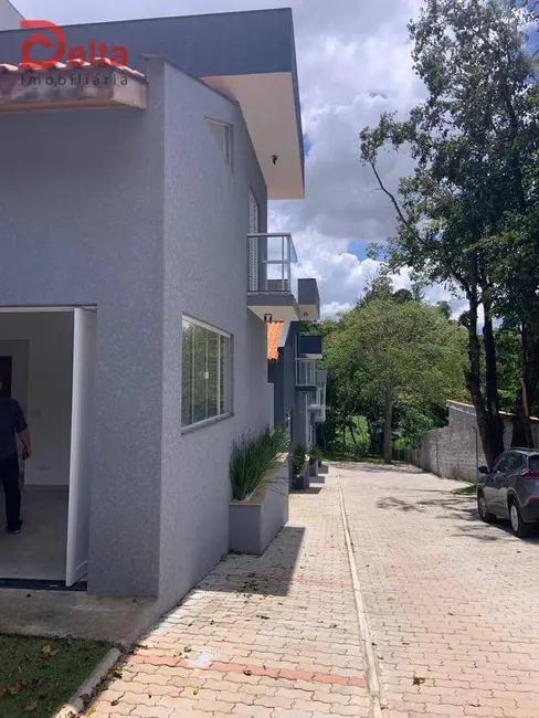Foto 8 de Casa com 3 quartos à venda, 150m2 em Jardim Estância Brasil, Atibaia - SP