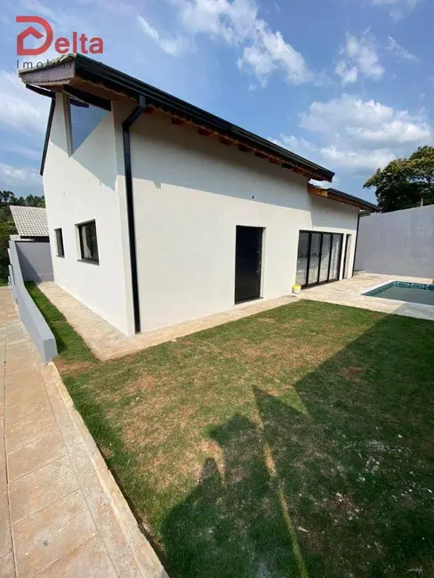 Foto 2 de Casa com 3 quartos à venda, 222m2 em Jardim Estância Brasil, Atibaia - SP