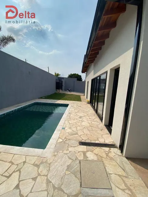 Foto 5 de Casa com 3 quartos à venda, 222m2 em Jardim Estância Brasil, Atibaia - SP