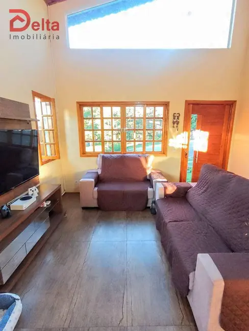 Foto 4 de Casa com 3 quartos à venda, 110m2 em Jardim Santo Antônio, Atibaia - SP