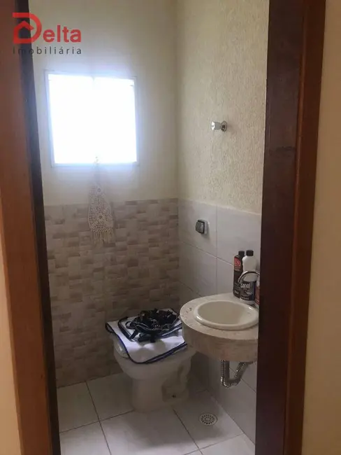 Foto 3 de Casa com 3 quartos à venda, 250m2 em Estância Santa Maria do Portão, Atibaia - SP