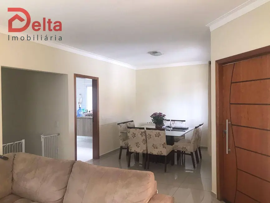 Foto 5 de Casa com 3 quartos à venda, 250m2 em Estância Santa Maria do Portão, Atibaia - SP