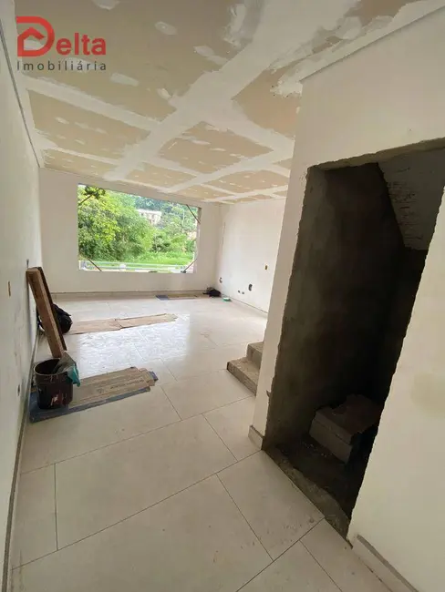 Foto 2 de Casa com 3 quartos à venda, 200m2 em Jardim Maristela, Atibaia - SP
