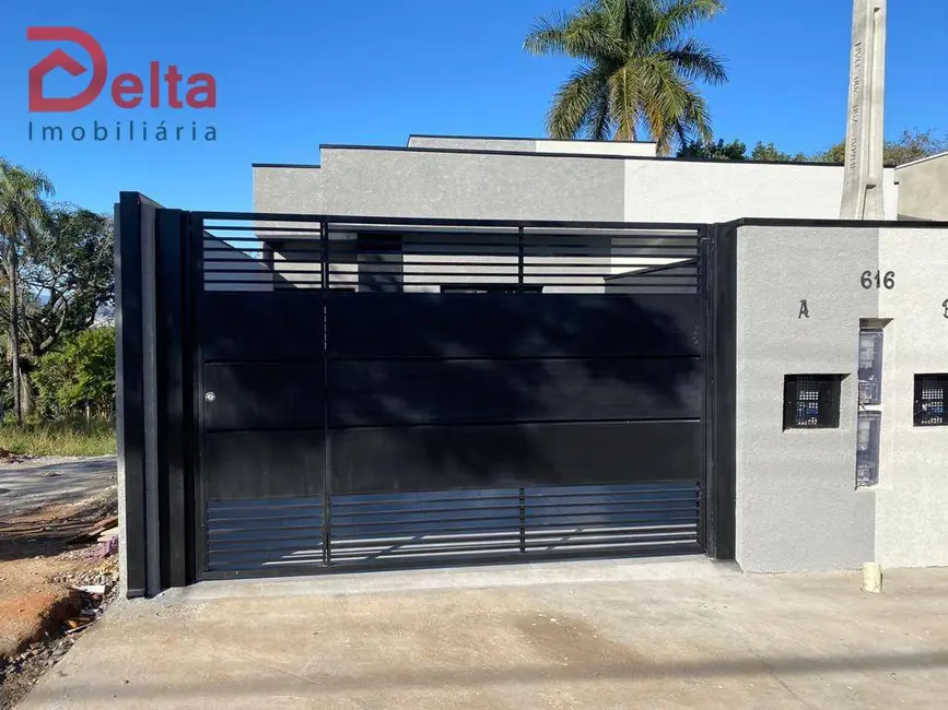 Casa com 2 quartos à venda, 130m2 em Jardim Santo Antônio, Atibaia - SP - imagem 4 Foto 4 de Casa com 2 quartos à venda, 130m2 em Jardim Santo Antônio, Atibaia - SP