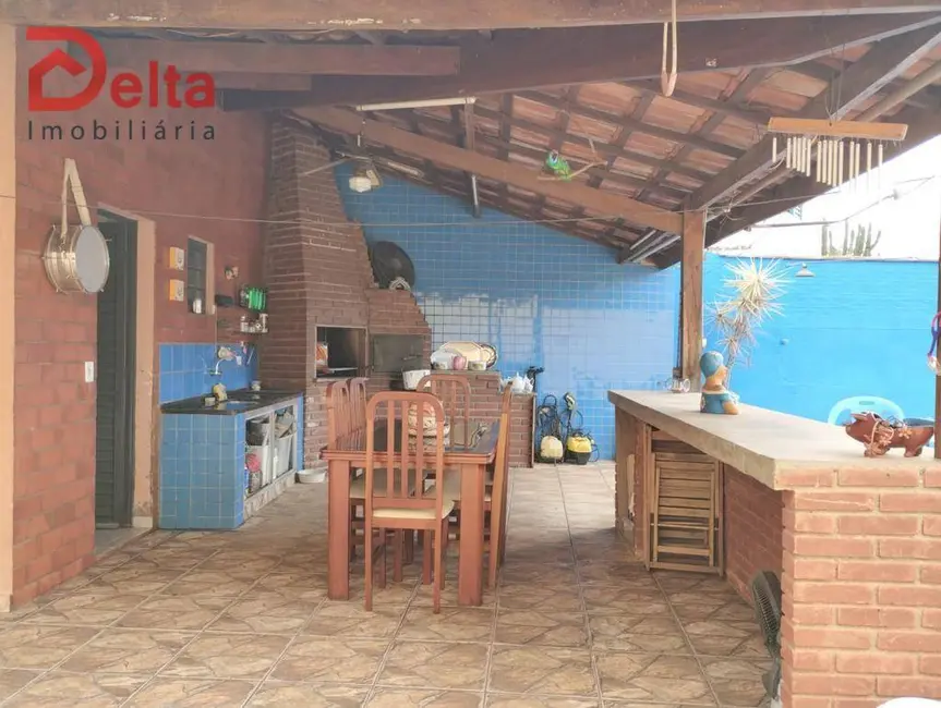 Foto 4 de Casa com 2 quartos à venda, 247m2 em Jardim Alvinópolis, Atibaia - SP