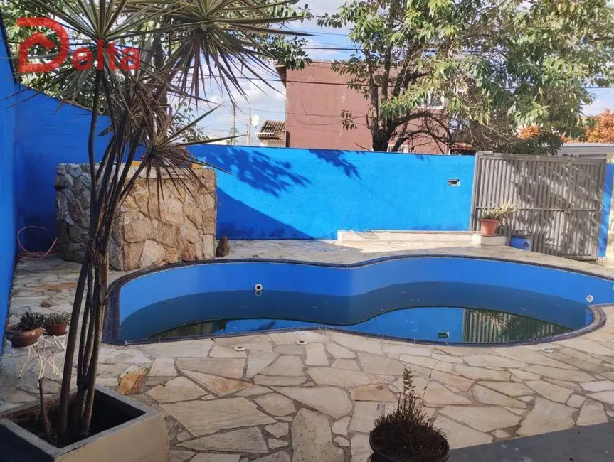 Foto 6 de Casa com 2 quartos à venda, 247m2 em Jardim Alvinópolis, Atibaia - SP