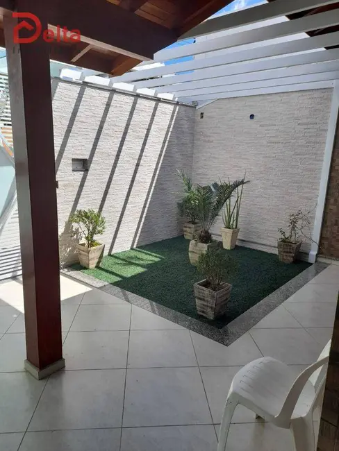 Foto 6 de Casa com 3 quartos à venda, 250m2 em Jardim das Palmeiras, Atibaia - SP