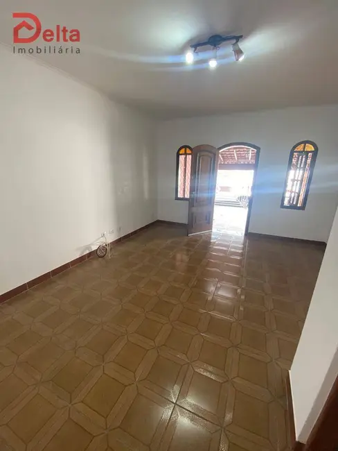 Casa com 2 quartos para alugar, 150m2 em Atibaia - SP - imagem 8 Foto 8 de Casa com 2 quartos para alugar, 150m2 em Atibaia - SP