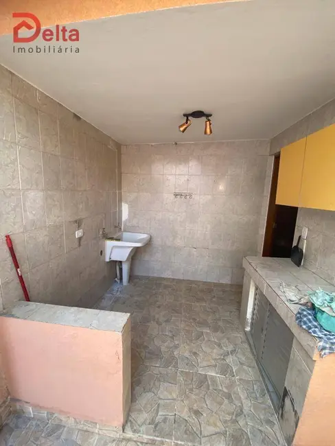 Casa com 2 quartos para alugar, 150m2 em Atibaia - SP - imagem 4 Foto 4 de Casa com 2 quartos para alugar, 150m2 em Atibaia - SP