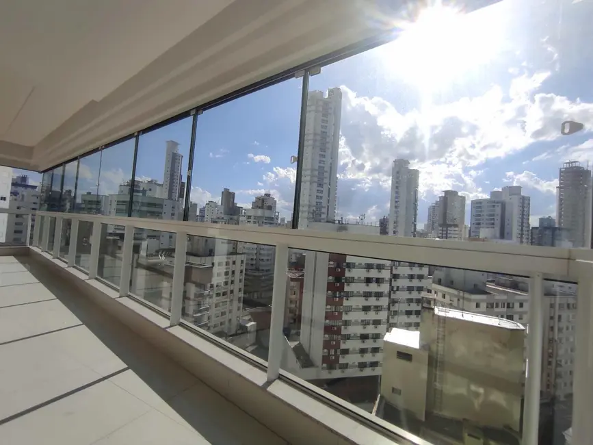 Apartamento com 3 quartos à venda, 155m2 em Balneario Camboriu - SC - imagem 1 Foto 1 de Apartamento com 3 quartos à venda, 155m2 em Balneario Camboriu - SC