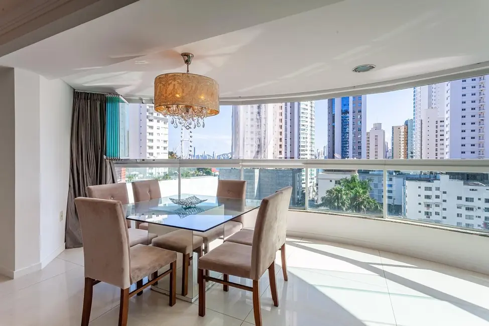 Foto 4 de Apartamento com 3 quartos à venda, 127m2 em Pioneiros, Balneario Camboriu - SC