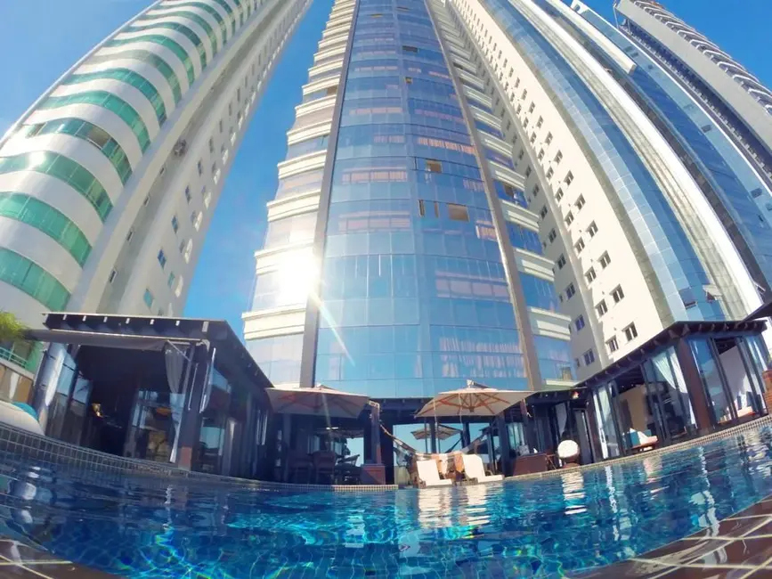 Apartamento com 4 quartos à venda, 920m2 em Centro, Balneario Camboriu - SC - imagem 3 Foto 3 de Apartamento com 4 quartos à venda, 920m2 em Centro, Balneario Camboriu - SC