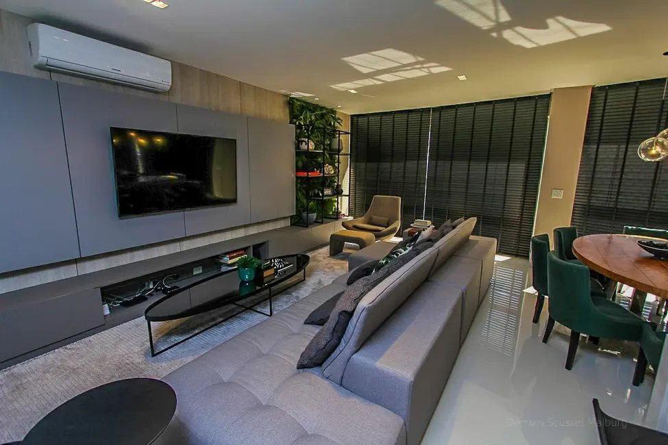 Apartamento com 4 quartos à venda, 180m2 em Centro, Balneario Camboriu - SC - imagem 6 Foto 6 de Apartamento com 4 quartos à venda, 180m2 em Centro, Balneario Camboriu - SC