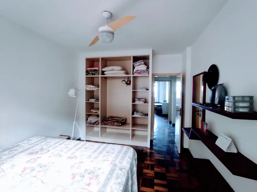 Apartamento com 3 quartos à venda, 77m2 em Centro, Balneario Camboriu - SC - imagem 8 Foto 8 de Apartamento com 3 quartos à venda, 77m2 em Centro, Balneario Camboriu - SC