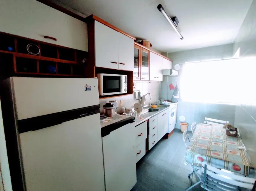 Apartamento com 3 quartos à venda, 77m2 em Centro, Balneario Camboriu - SC - imagem 5 Foto 5 de Apartamento com 3 quartos à venda, 77m2 em Centro, Balneario Camboriu - SC