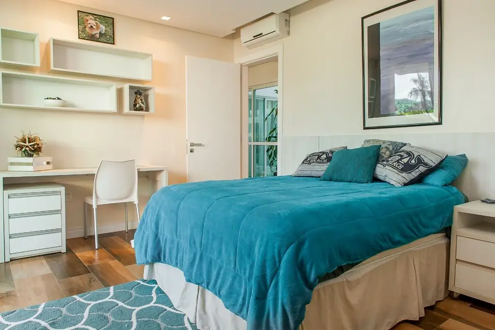 Foto 8 de Casa com 4 quartos à venda, 538m2 em Itajai - SC