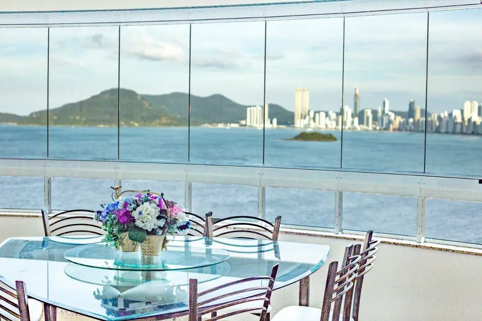 Foto 4 de Apartamento com 3 quartos à venda, 143m2 em Balneario Camboriu - SC