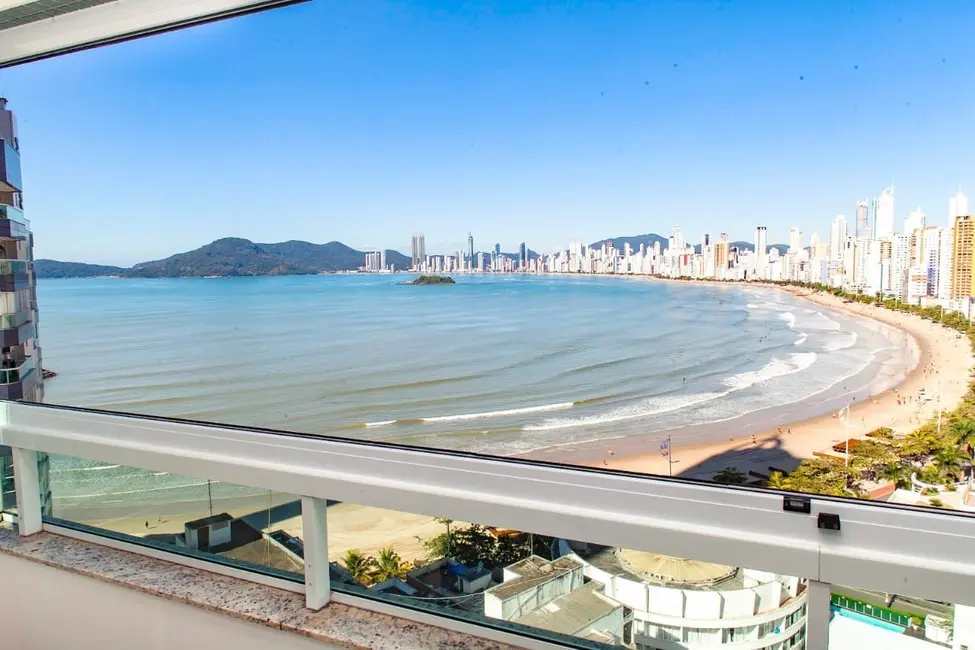 Foto 3 de Apartamento com 3 quartos à venda, 143m2 em Balneario Camboriu - SC