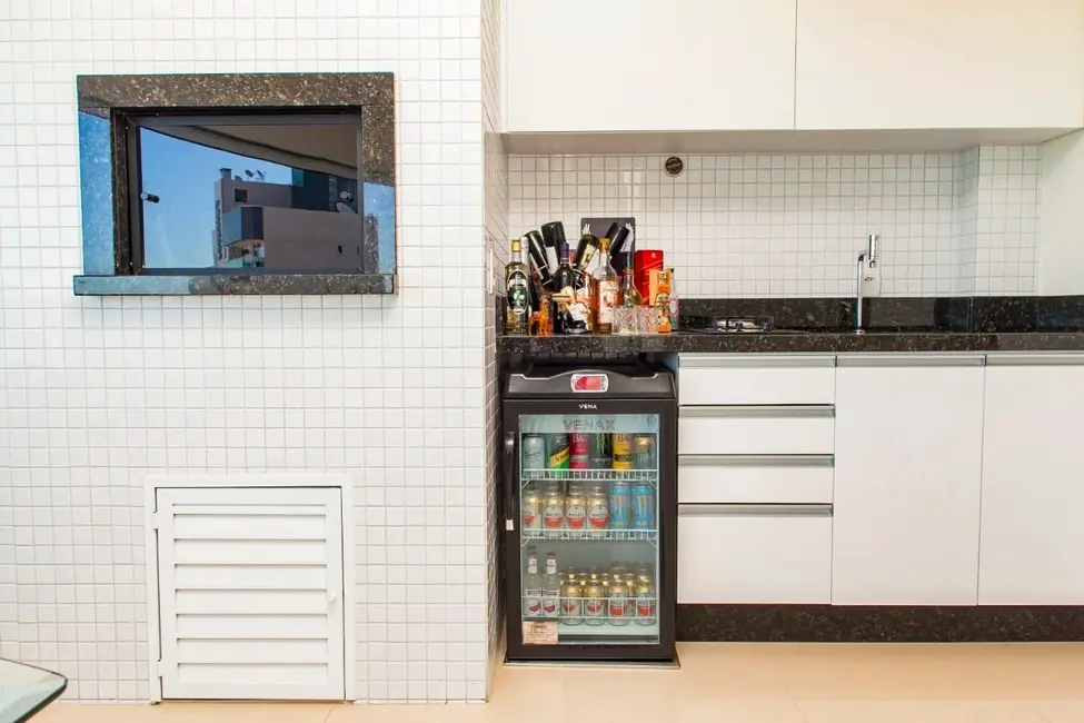 Foto 7 de Apartamento com 3 quartos à venda, 143m2 em Balneario Camboriu - SC