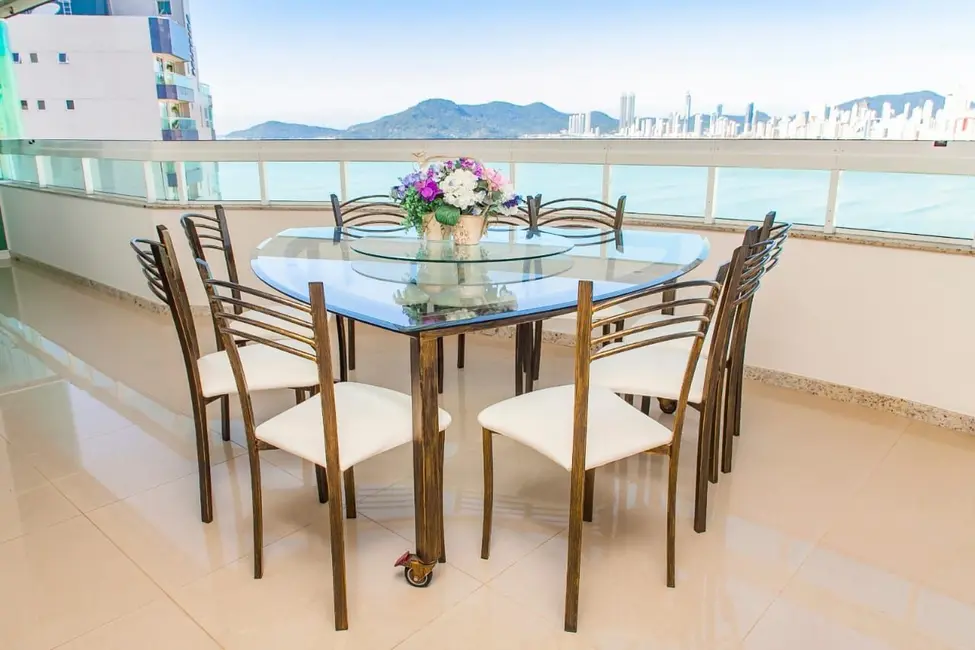 Foto 2 de Apartamento com 3 quartos à venda, 143m2 em Balneario Camboriu - SC