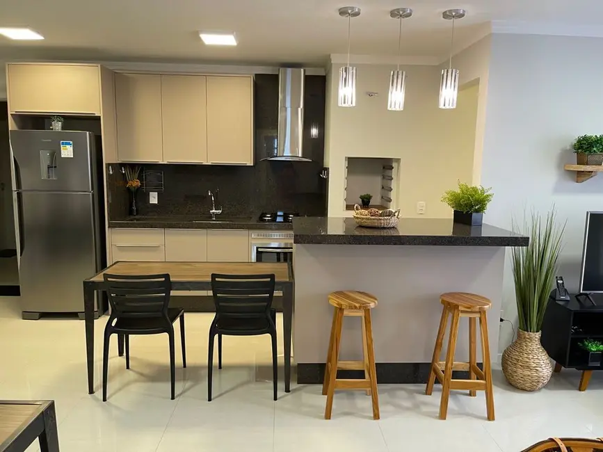 Foto 1 de Apartamento com 2 quartos à venda, 66m2 em Nações, Balneario Camboriu - SC