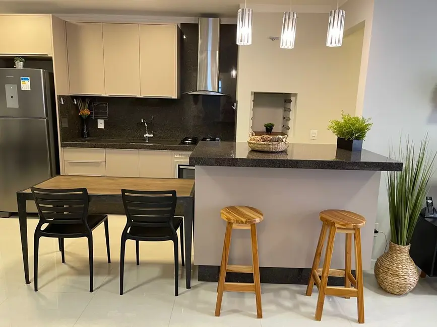 Foto 2 de Apartamento com 2 quartos à venda, 66m2 em Nações, Balneario Camboriu - SC